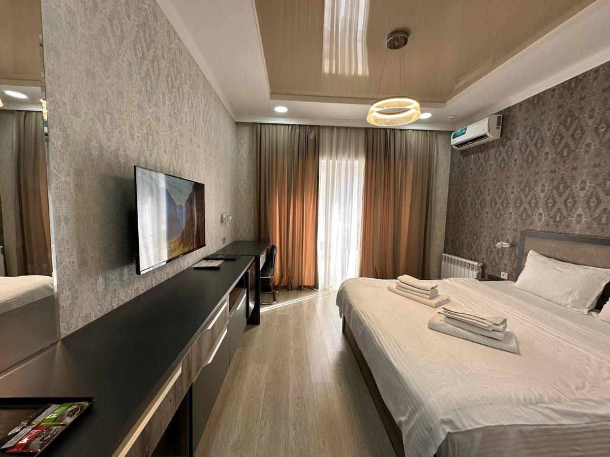 Vip Hotel ทาชเคนต์ ภายนอก รูปภาพ