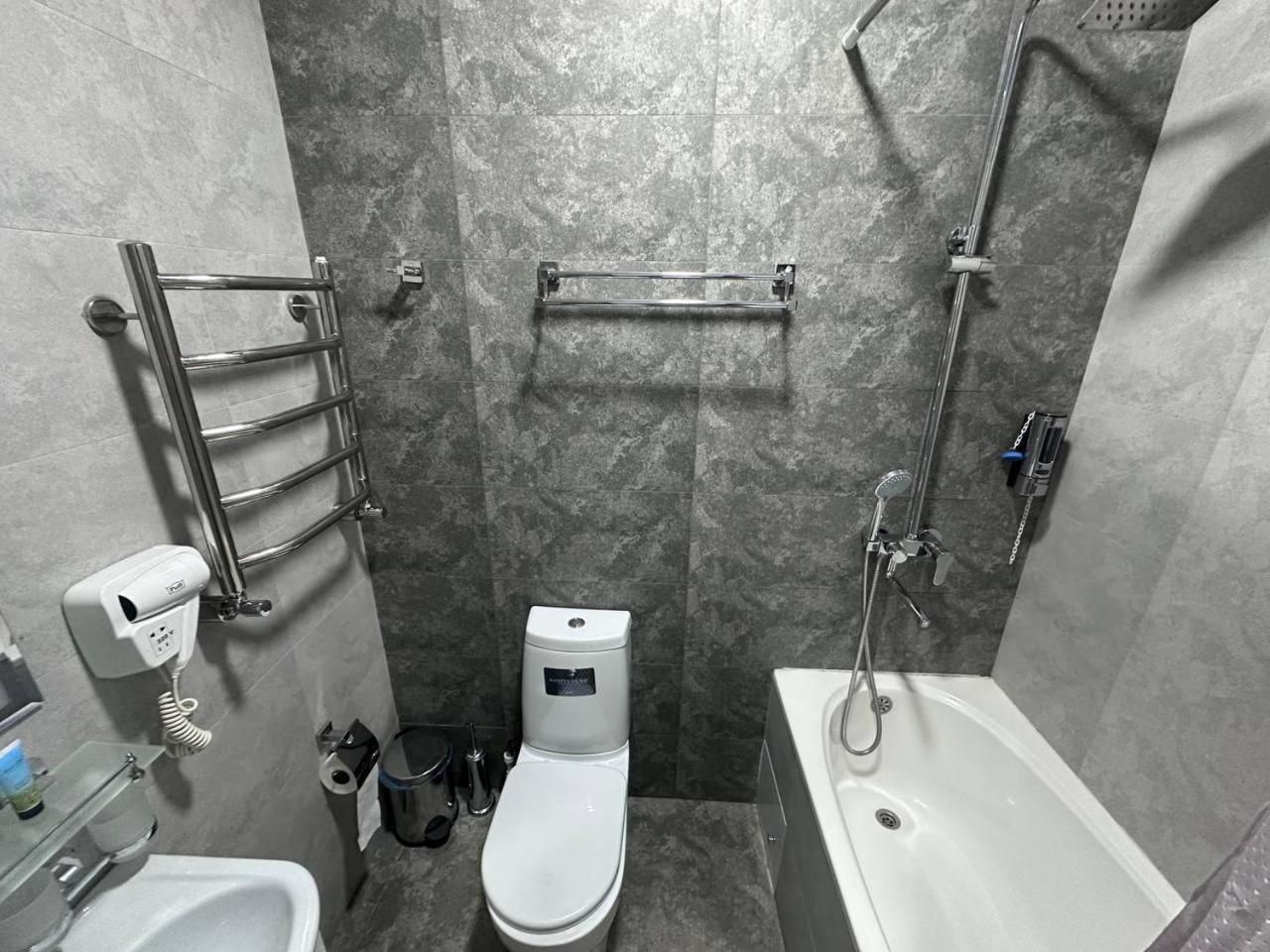Vip Hotel ทาชเคนต์ ภายนอก รูปภาพ