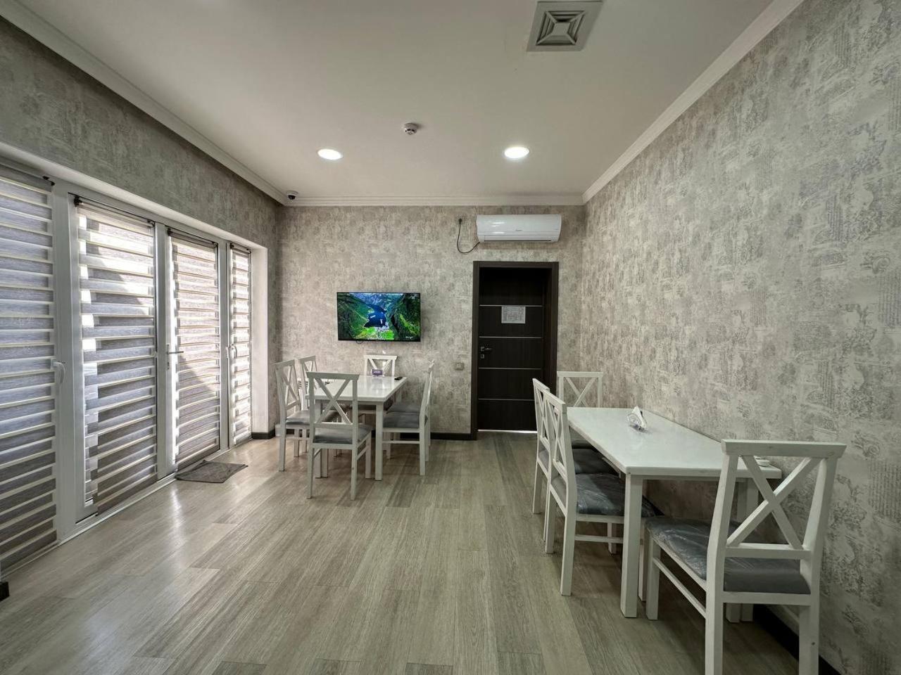 Vip Hotel ทาชเคนต์ ภายนอก รูปภาพ